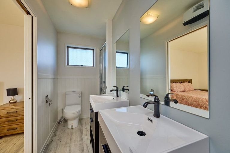 Photo of property in 73 Churchill Street, Kaikoura, 7300