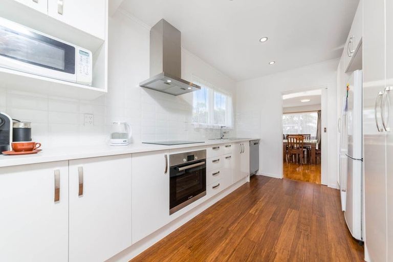 Photo of property in 5 Shanaway Rise, Hillcrest, Auckland, 0627