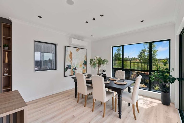 Photo of property in 4 Kauru Lane, Wainui, 0992