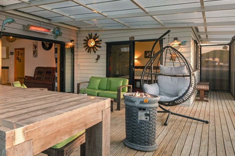 Photo of property in 48 Estuary View Road, Welcome Bay, Tauranga, 3112