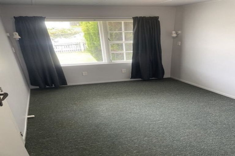 Photo of property in 23 Greenwich Grove, Stokes Valley, Lower Hutt, 5019