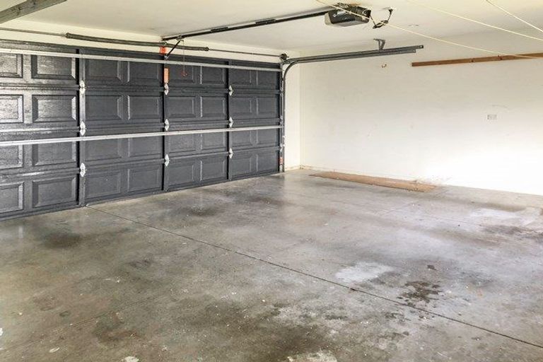 Photo of property in 44 Bluebird Crescent, Unsworth Heights, Auckland, 0632