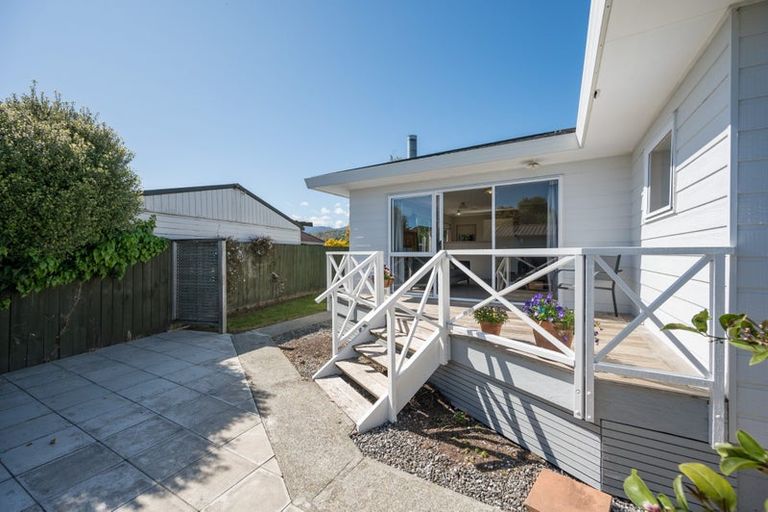 Photo of property in 2/30 Aldinga Avenue, Stoke, Nelson, 7011