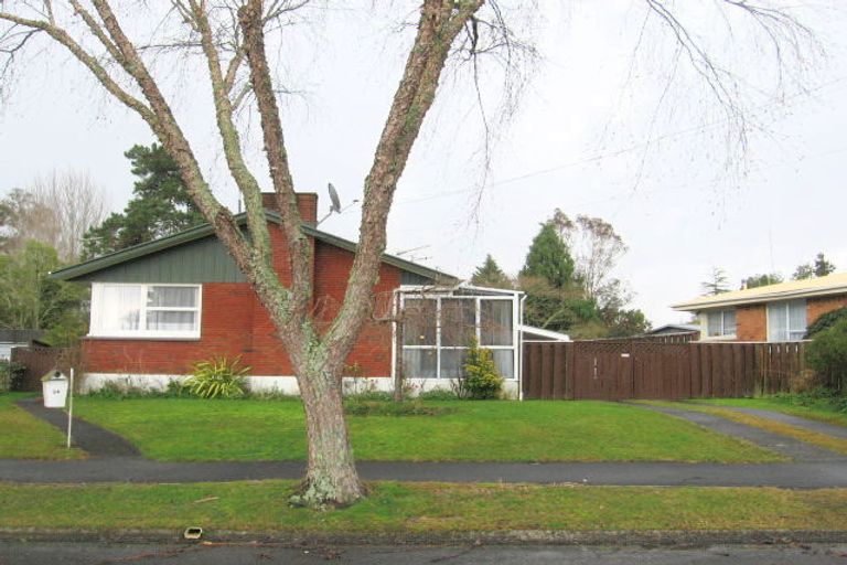 Photo of property in 24 Anthony Crescent, Bader, Hamilton, 3206