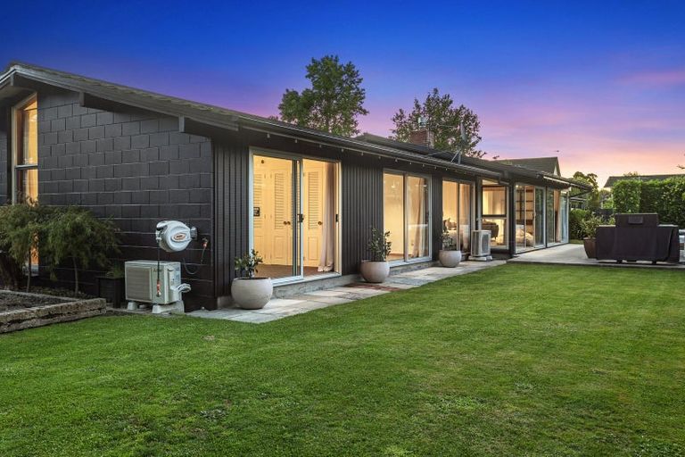 Photo of property in 33 Lynfield Avenue, Ilam, Christchurch, 8041