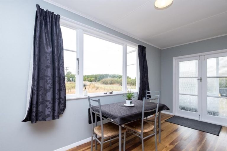 Photo of property in 9 Domain Road, Toko, Stratford, 4392