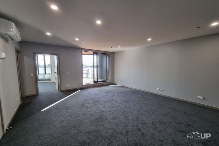 Photo of property in 307/2 Launch Road, Hobsonville, Auckland, 0616