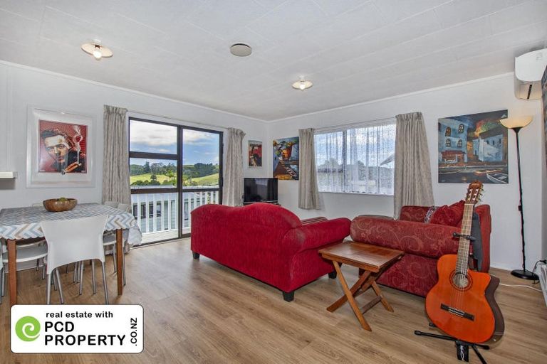 Photo of property in 9 Logan Place, Te Kamo, Whangarei, 0112
