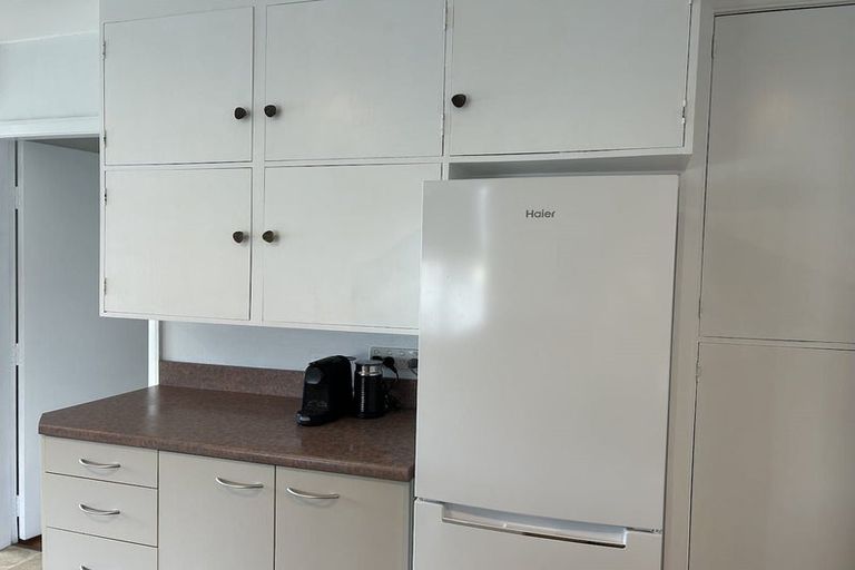 Photo of property in 233 Matai Road, Raumati Beach, Paraparaumu, 5032