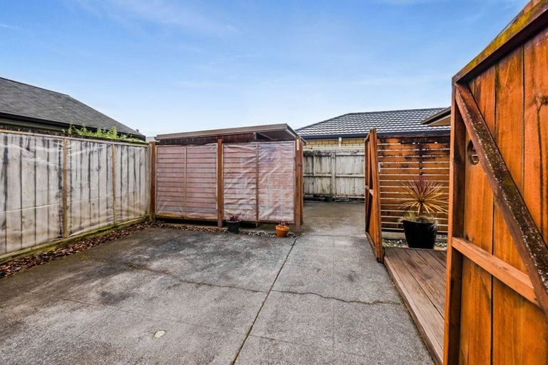Photo of property in 5 Marlin Terrace, Bell Block, New Plymouth, 4312