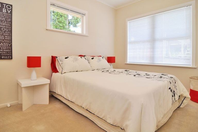 Photo of property in 2/151 Trafalgar Street, Onehunga, Auckland, 1061