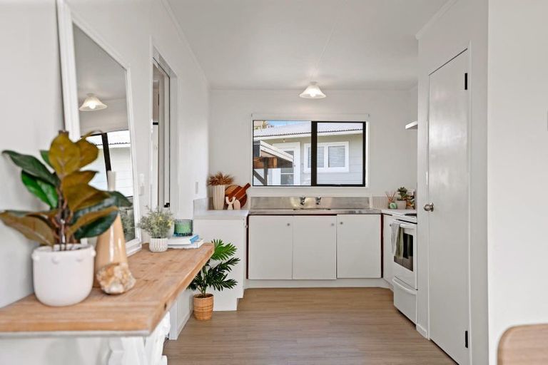 Photo of property in 18c Basley Road, Owhata, Rotorua, 3010