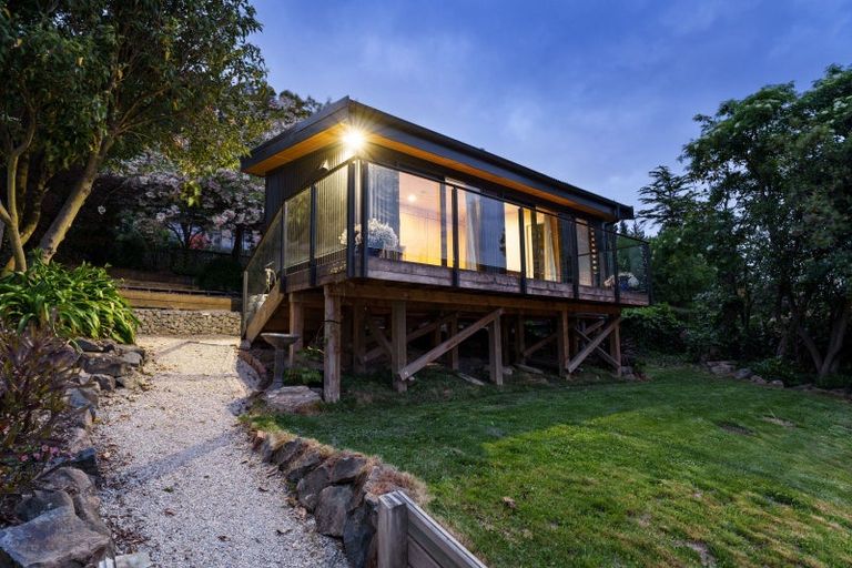 Photo of property in 96 Hocken Street, Kenmure, Dunedin, 9011