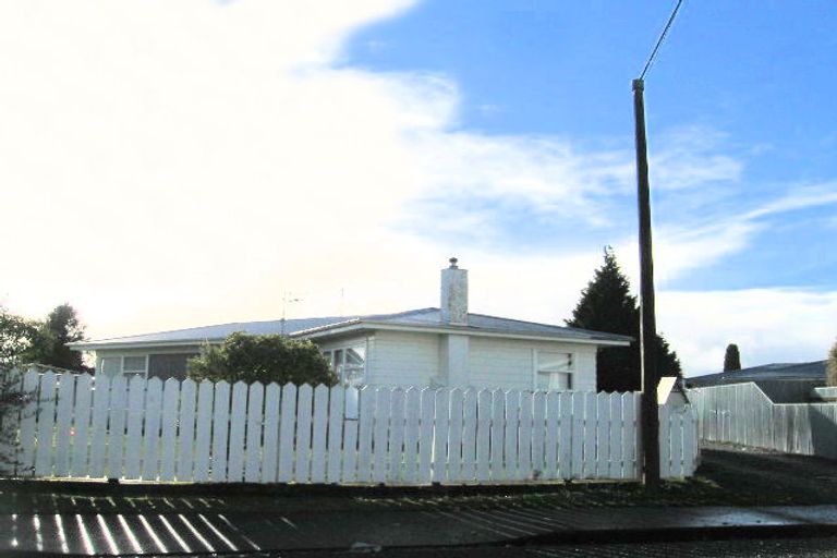 Photo of property in 12 Birkenhead Crescent, Flaxmere, Hastings, 4120