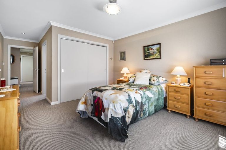 Photo of property in 27a Knowles Street, Terrace End, Palmerston North, 4410