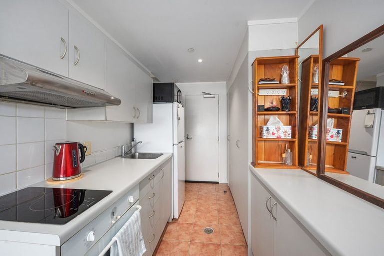 Photo of property in 16b/30 Westward Ho, Glen Eden, Auckland, 0602