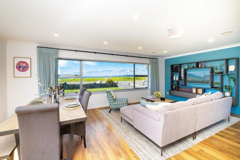 Photo of property in 60 Le Quesne Road, Bay View, Napier, 4104