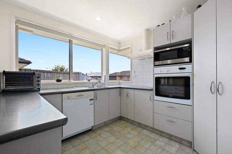 Photo of property in 6 Saint Johns Avenue, Hamilton East, Hamilton, 3216