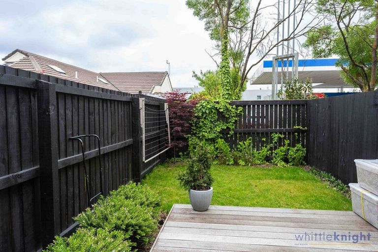 Photo of property in 9/27 Bartlett Street, Riccarton, Christchurch, 8011