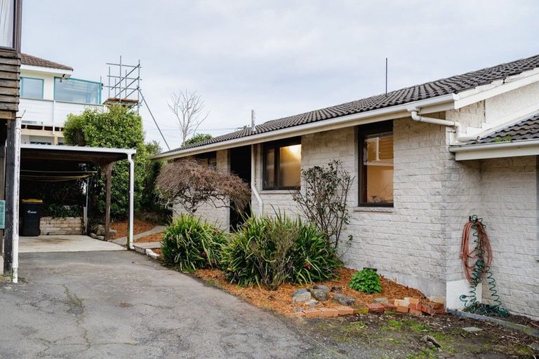 Photo of property in 9b Jane Street, Macandrew Bay, Dunedin, 9014