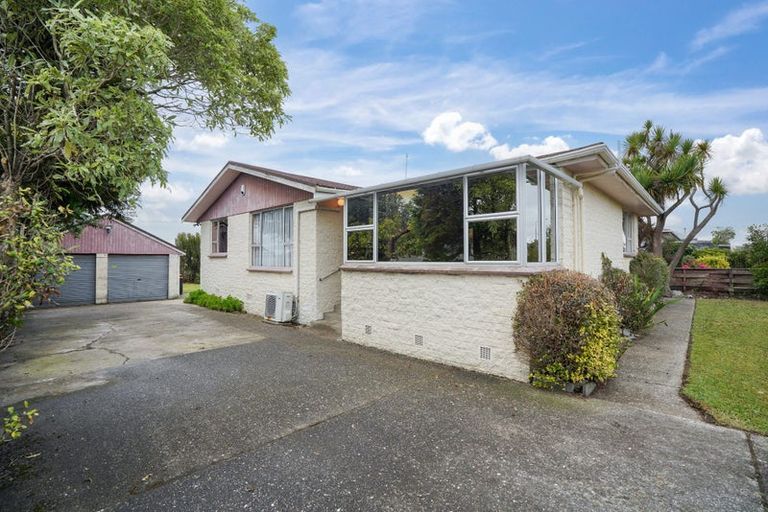 Photo of property in 102 Wicklow Street, Clifton, Invercargill, 9812