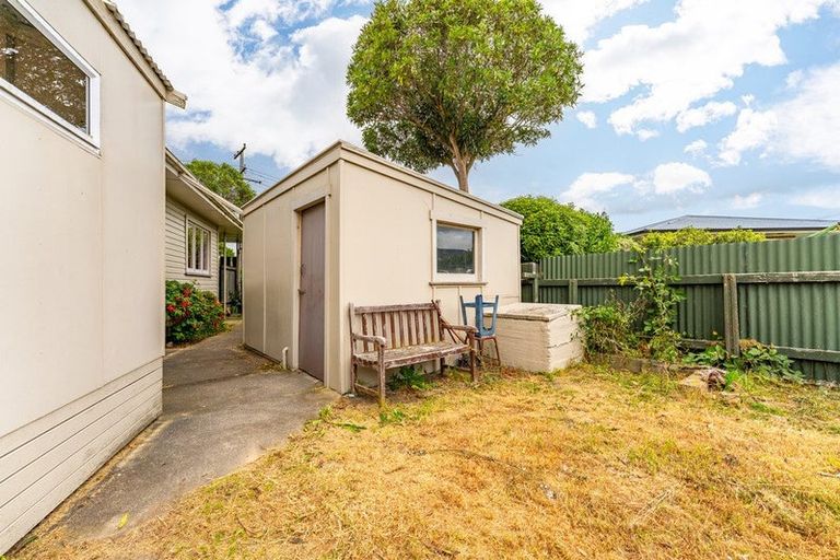 Photo of property in 6 Hughes Street, Waimate, 7924