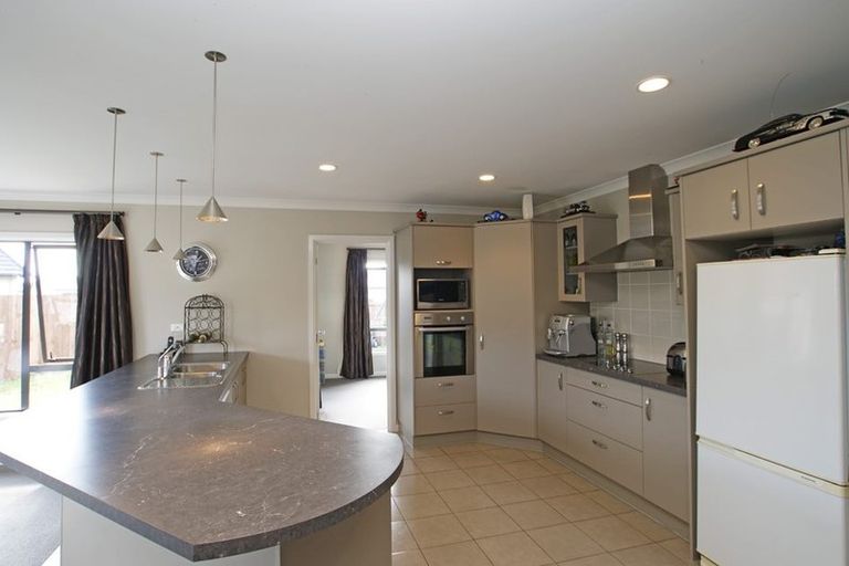 Photo of property in 3 Gibbston Close, Huntington, Hamilton, 3210