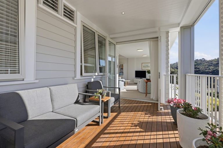 Photo of property in 156 Landmark Terrace, Orewa, 0931