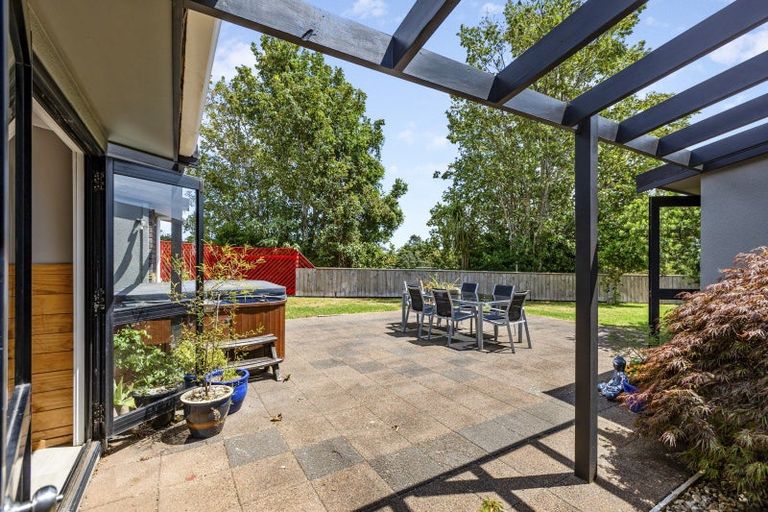 Photo of property in 68 Brois Street, Frankleigh Park, New Plymouth, 4310