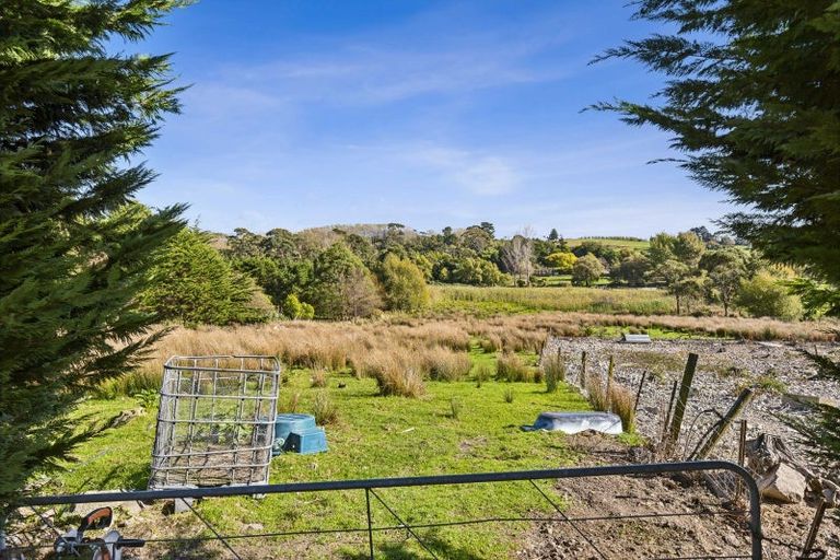 Photo of property in 240 Huia Street, Waikanae, 5391