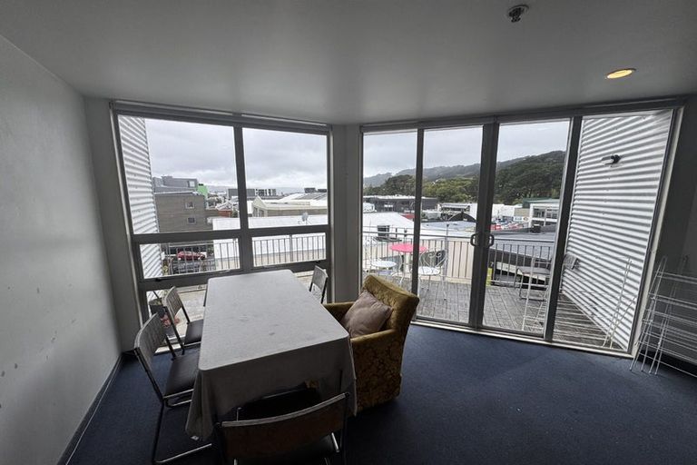Photo of property in Hanson House, 10/27 Hanson Street, Mount Cook, Wellington, 6021