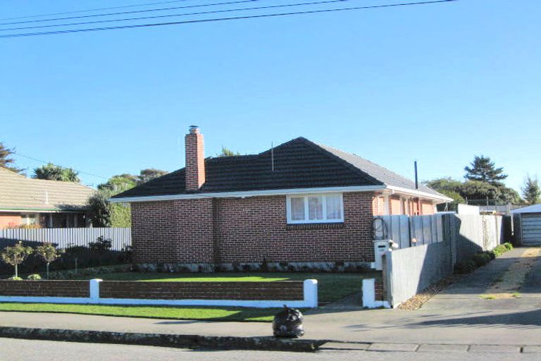 Photo of property in 131 Foremans Road, Islington, Christchurch, 8042