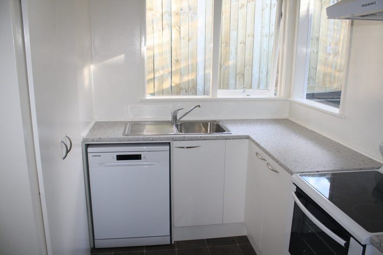 Photo of property in 2/119 Nile Road, Milford, Auckland, 0620