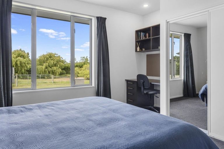 Photo of property in 61 Loburn Whiterock Road, Loburn, Rangiora, 7472