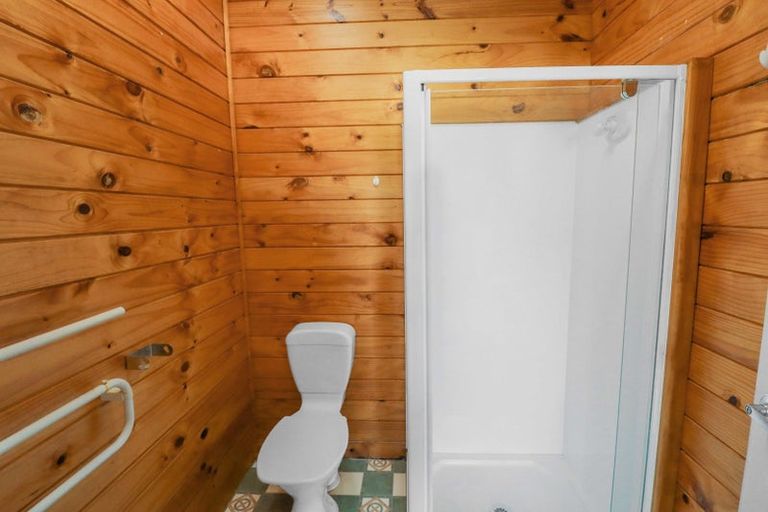 Photo of property in 281 Dowse Drive, Maungaraki, Lower Hutt, 5010