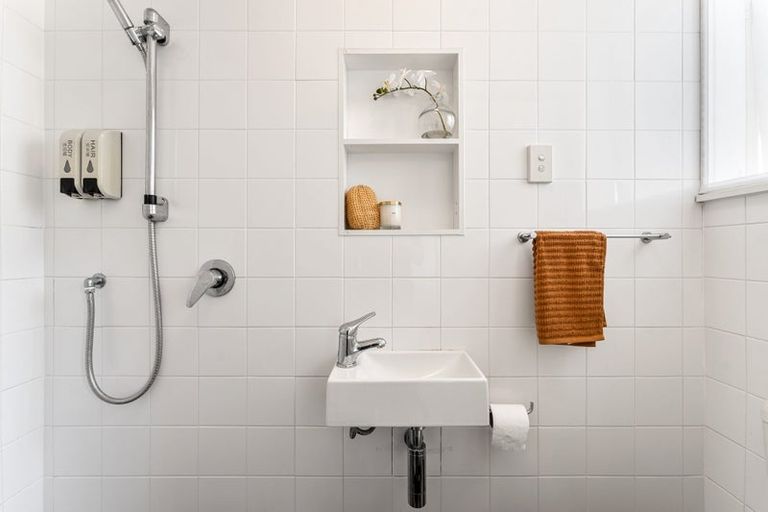 Photo of property in 871 Whangaparaoa Road, Manly, Whangaparaoa, 0930