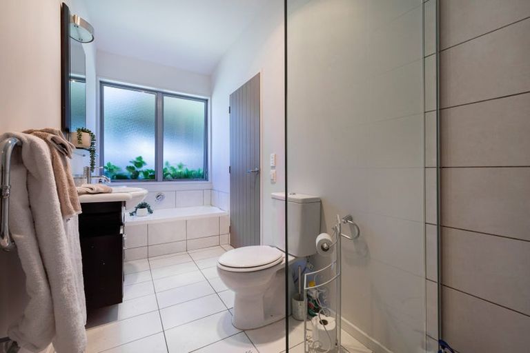 Photo of property in 11 Ewing Place, Albert Town, Wanaka, 9305