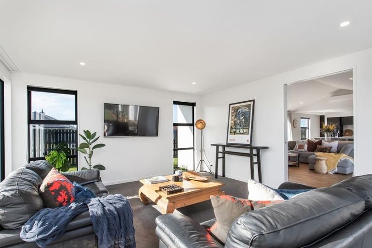 Photo of property in 11 Westmere Mews, West Melton, 7618