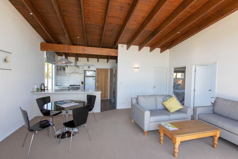 Photo of property in 2 Lochinver Avenue, Lake Tekapo, 7999