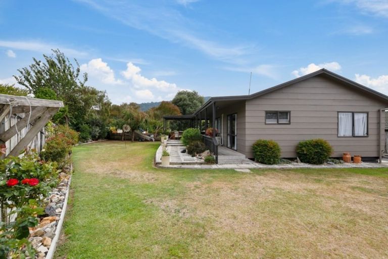 Photo of property in 11 Blomfield Street, Pukehangi, Rotorua, 3015