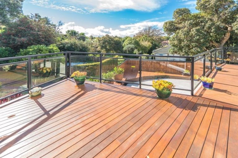 Photo of property in 53 Great North Road, Saint Johns Hill, Whanganui, 4501