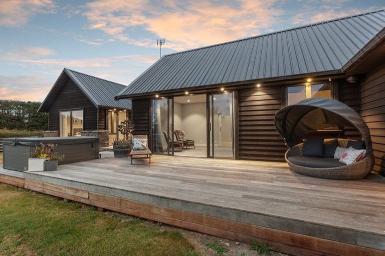 Photo of property in 539 No 10 Road, Swannanoa, Rangiora, 7476