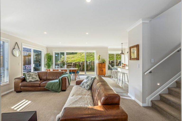 Photo of property in 140 Godfrey Drive, Orewa, 0931