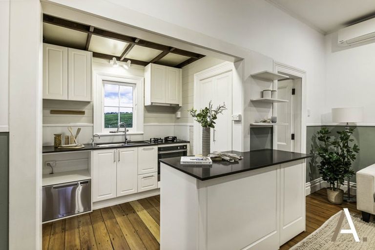 Photo of property in 19 Crown Road, Paerata, Pukekohe, 2676