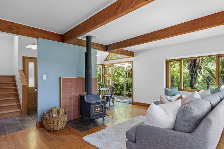 Photo of property in 135 Main Road, Allandale, Governors Bay, 8971