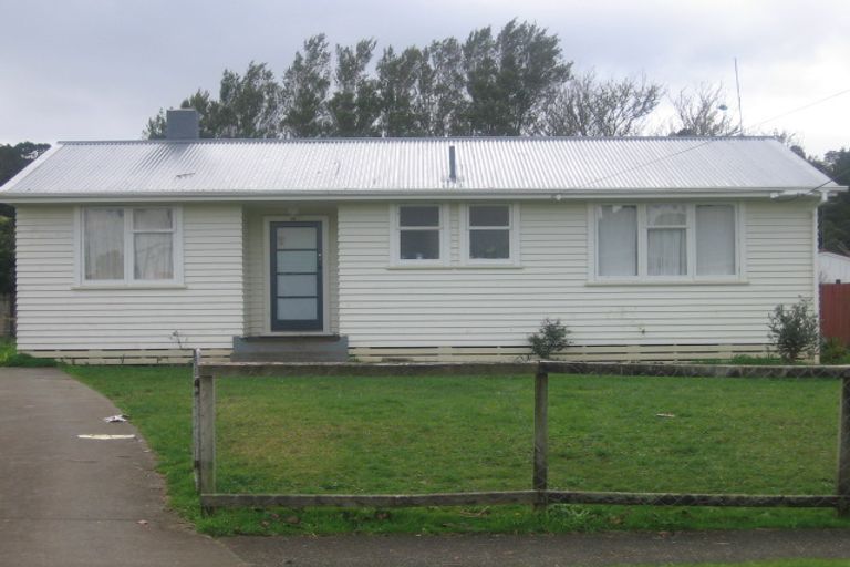Photo of property in 35 Mckinnon Crescent, Otangarei, Whangarei, 0112
