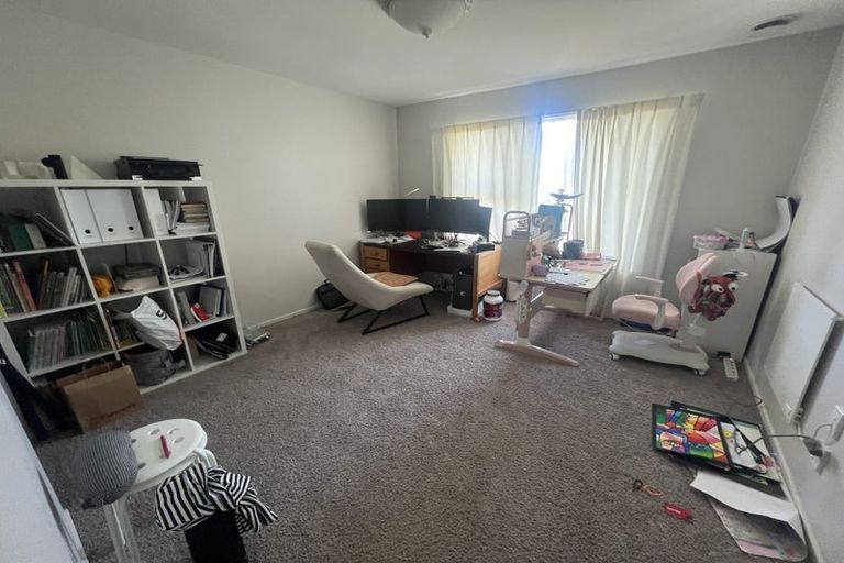 Photo of property in 2/7 Rhyl Place, Bryndwr, Christchurch, 8053