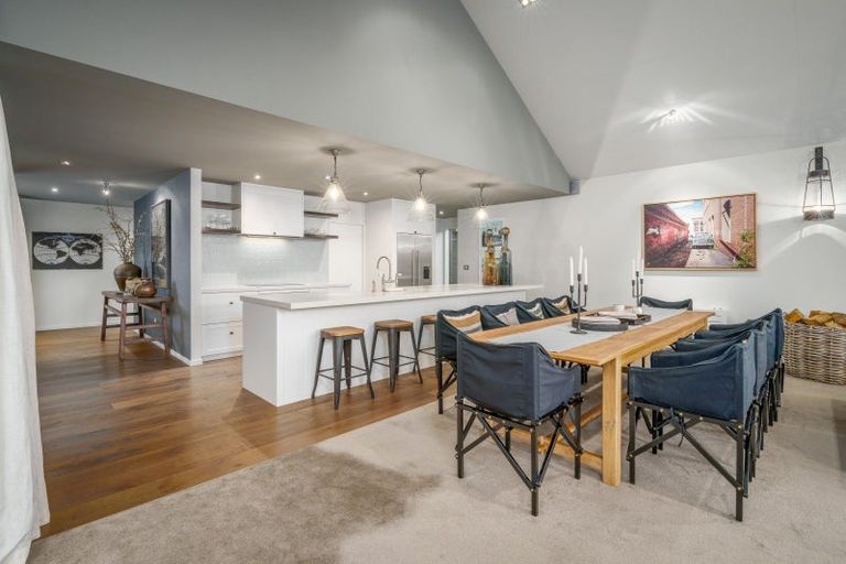 Photo of property in 1 Briar Bank Drive, Wanaka, 9305