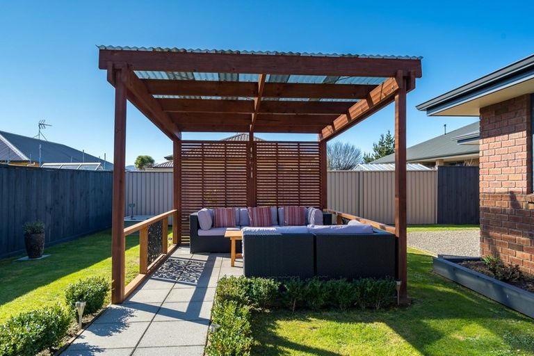 Photo of property in 10 Kura Place, Mosgiel, 9024