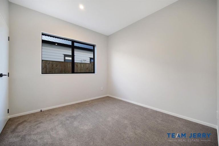 Photo of property in 43 Tributary Parade, Karaka, Papakura, 2113
